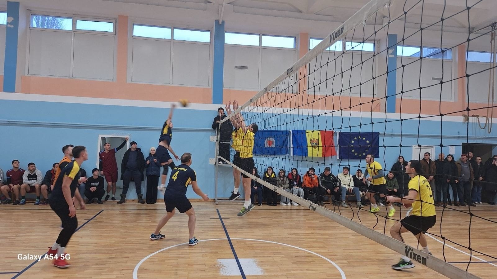 În ziua de 1 februarie s-a desfășurat faza finală a Campionatului Raional de Volei