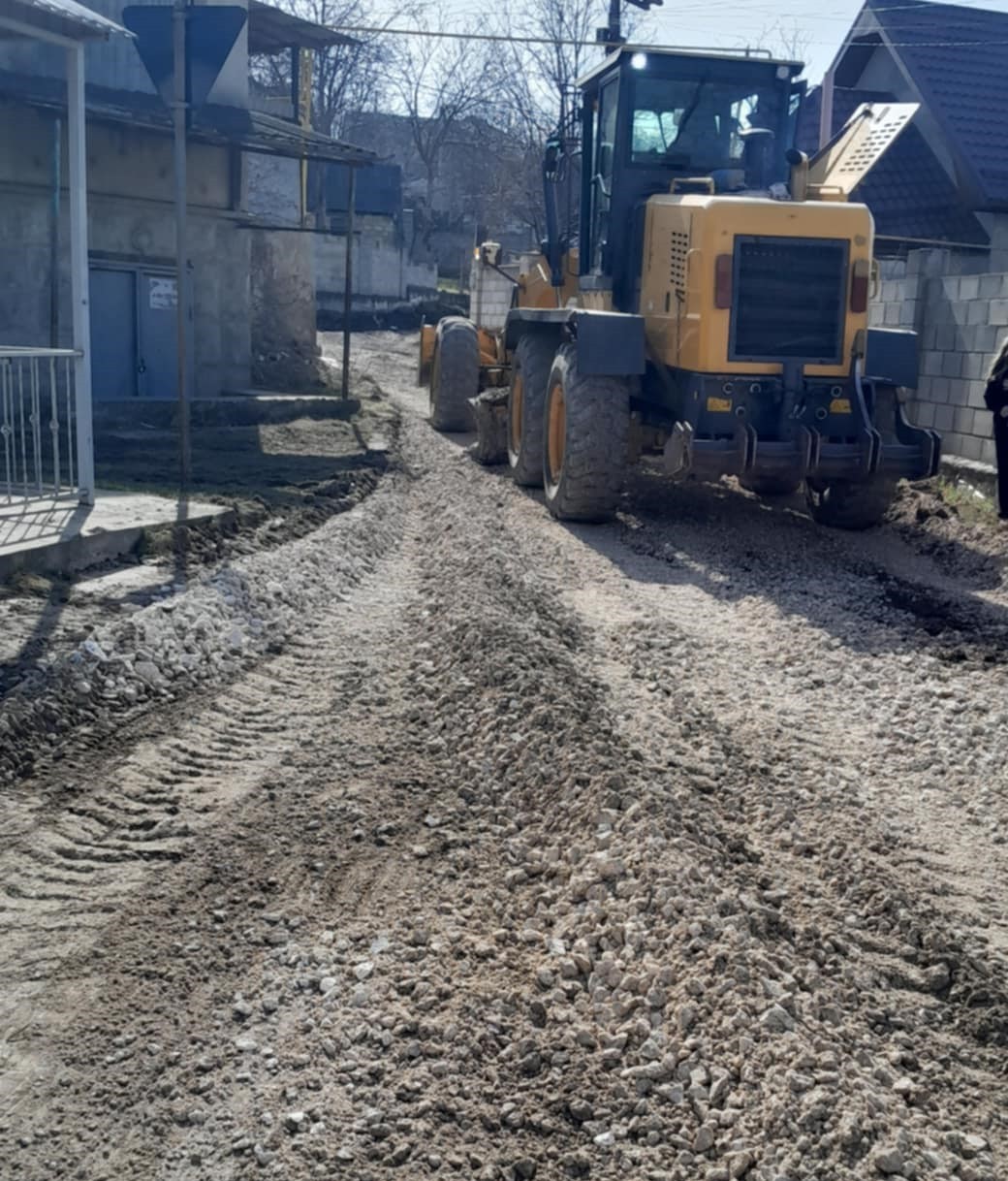 Reabilitarea drumului în variantă albă pe str.Dragoș Vodă