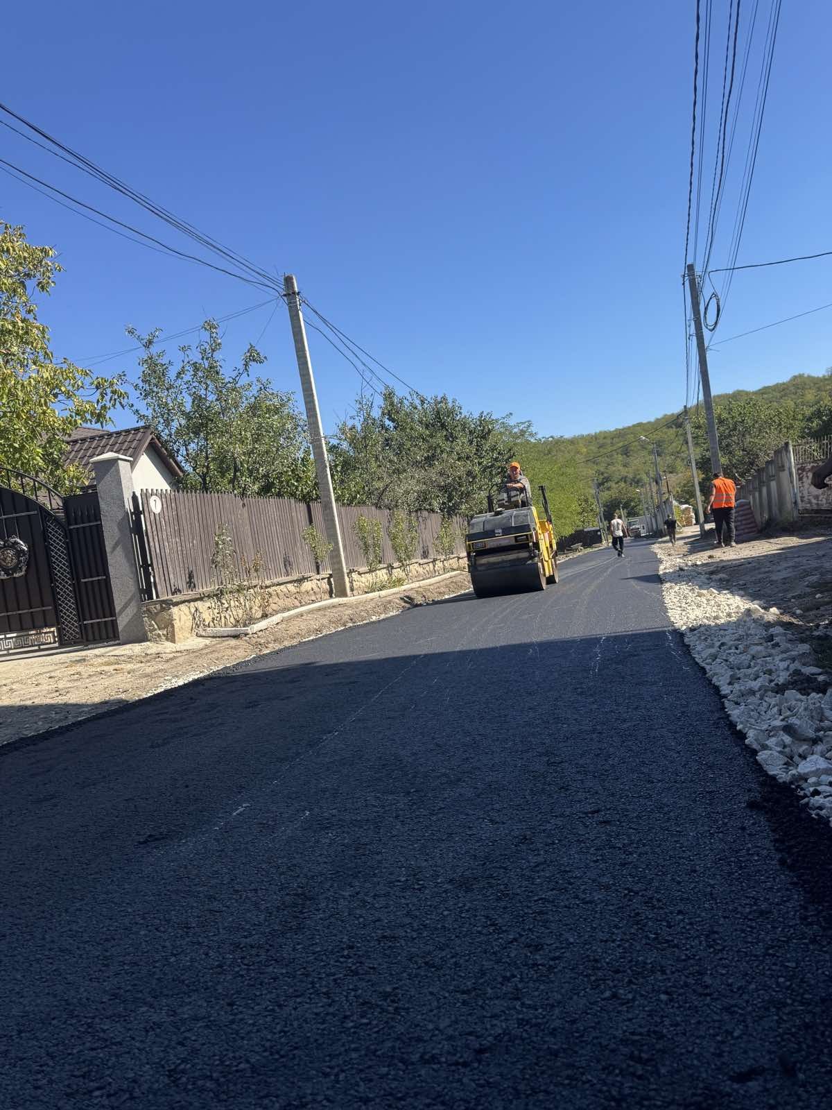 Reabilitarea străzii D. Cantemir din Ialoveni