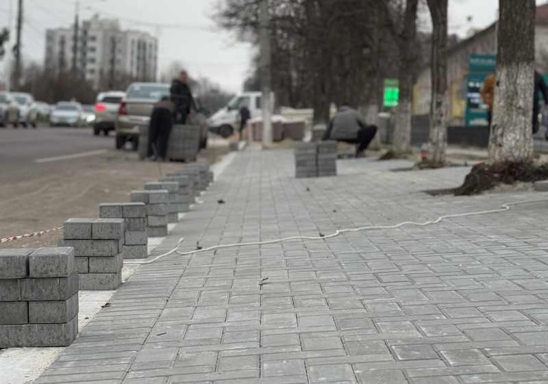 Continuarea proiectelor de infrastructură