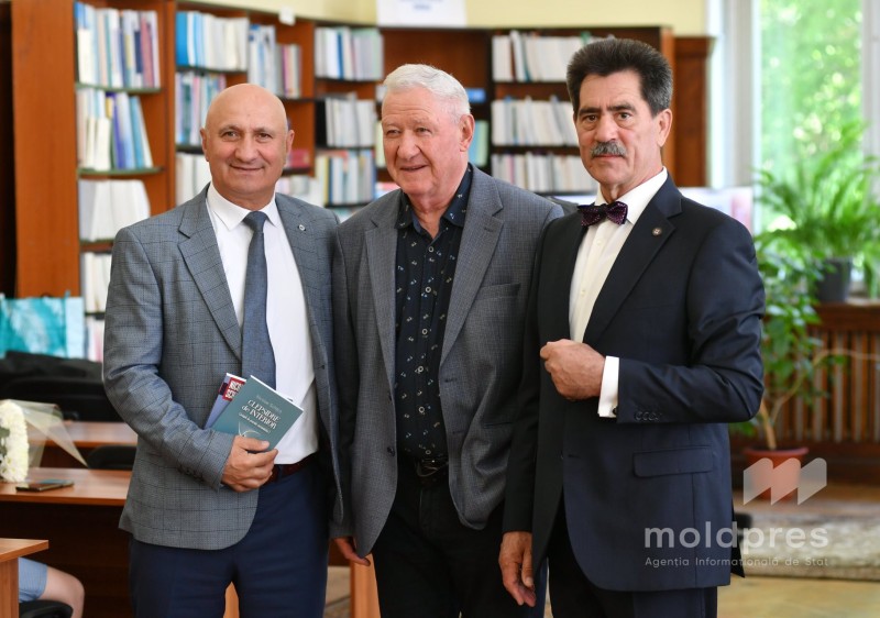 GALERIE FOTO // Publicistul Nicolae Schițco la ceas aniversar