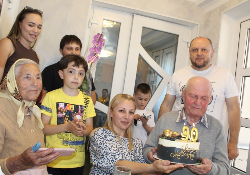 FELICITARE          Ialoveneanul Gheorghe AFTENI a marcat frumosul jubileu de 90 ani