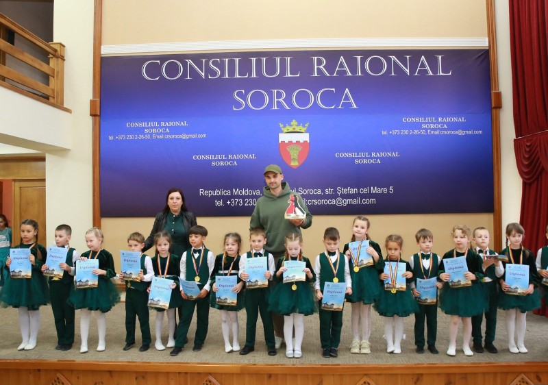 Succes răsunător pentru micii dansatori de la Grădinița „Lastarel”!