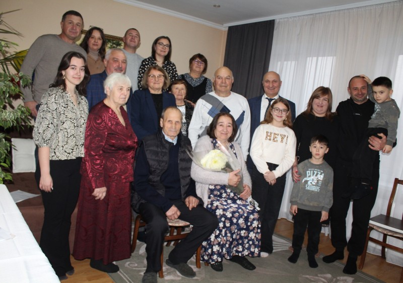 FRUMOS JUBILEU DE FAMILIE