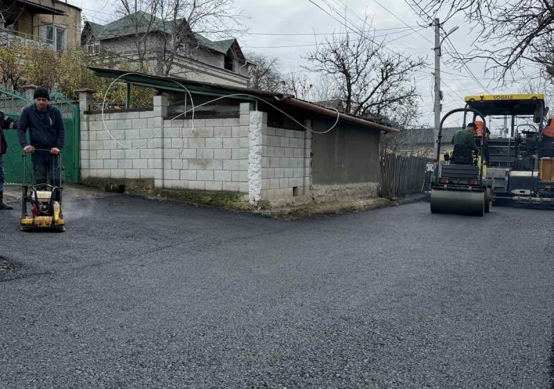 Continuăm investițiile în infrastructura rutieră a orașului Ialoveni