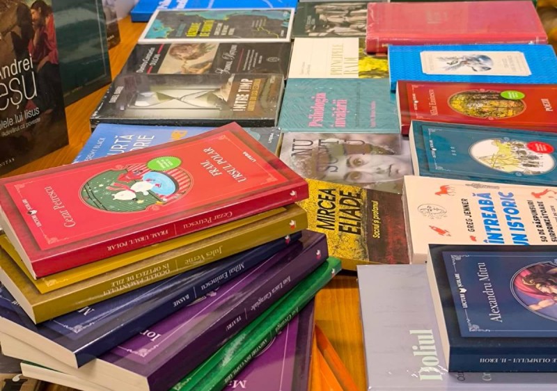 Ziua Bibliotecarului – recunoștință pentru cei care păstrează vie cultura și dragostea pentru lectură