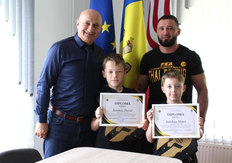 🏆 𝐑𝐞𝐳𝐮𝐥𝐭𝐚𝐭𝐞 𝐫𝐞𝐦𝐚𝐫𝐜𝐚𝐛𝐢𝐥𝐞 𝐥𝐚 𝐂𝐚𝐦𝐩𝐢𝐨𝐧𝐚𝐭𝐮𝐥 𝐄𝐮𝐫𝐨𝐩𝐞𝐚𝐧 𝐊-𝟏 𝐗𝐅𝐂! 🏆